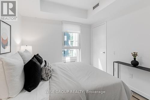 406 - 500 Wilson Avenue, Toronto, ON - Indoor Photo Showing Bedroom
