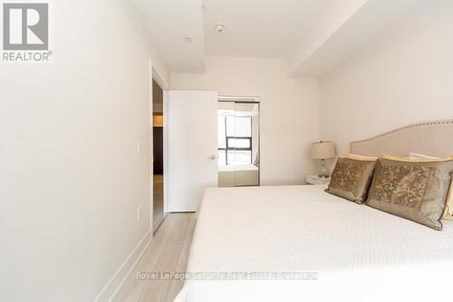 314 - 2916 Highway 7 Road, Vaughan, ON - Indoor Photo Showing Bedroom
