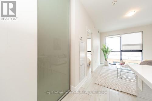 314 - 2916 Highway 7 Road, Vaughan, ON - Indoor