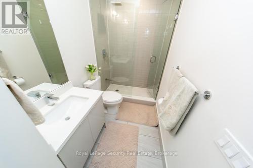314 - 2916 Highway 7 Road, Vaughan, ON - Indoor Photo Showing Bathroom