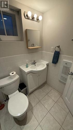 187 Mill Street, Richmond Hill, ON - Indoor Photo Showing Bathroom