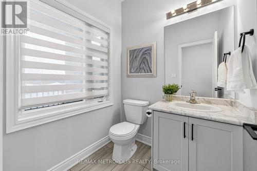 32 Ballinger Way, Uxbridge, ON - Indoor Photo Showing Bathroom