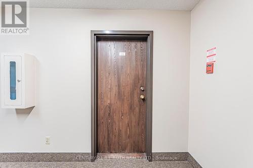 G10 - 147 Edgehill Drive, Barrie, ON - Indoor Photo Showing Other Room