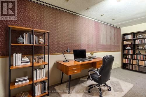 8275 County Road 9, Clearview, ON - Indoor Photo Showing Office