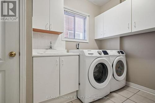 961 Focal Road, Mississauga, ON - Indoor Photo Showing Laundry Room