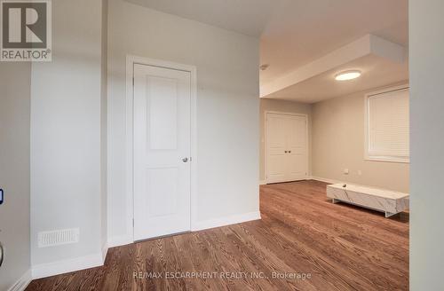 2285 Khalsa Gate, Oakville, ON - Indoor Photo Showing Other Room