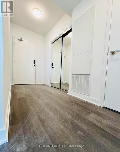 5706 - 3900 Confederation Parkway, Mississauga, ON - Indoor Photo Showing Other Room