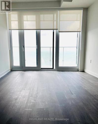 5706 - 3900 Confederation Parkway, Mississauga, ON - Indoor Photo Showing Other Room