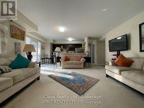 111 - 5100 Winston Churchill Boulevard, Mississauga, ON - Indoor Photo Showing Living Room