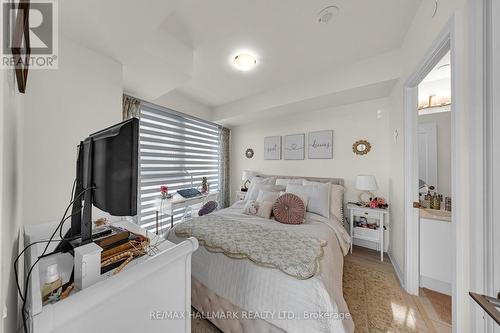 427 - 9000 Jane Street, Vaughan, ON - Indoor Photo Showing Bedroom