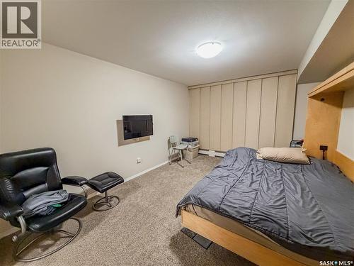 306 345 Morrison Drive, Yorkton, SK - Indoor Photo Showing Bedroom