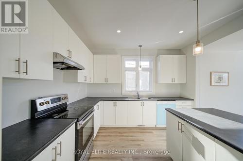 13 Lillys Court, Cramahe, ON - Indoor Photo Showing Kitchen