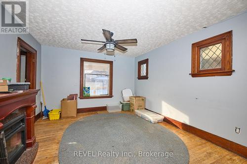 5113 Willmott Street, Niagara Falls (Cherrywood), ON - Indoor Photo Showing Other Room With Fireplace