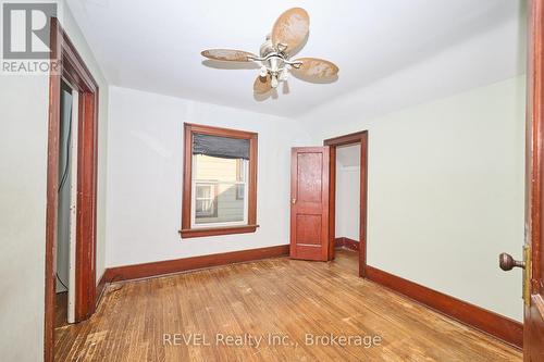 5113 Willmott Street, Niagara Falls (Cherrywood), ON - Indoor Photo Showing Other Room