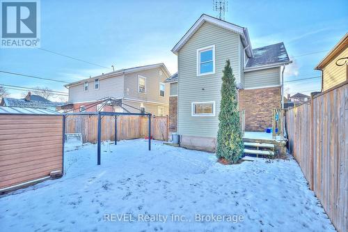 5113 Willmott Street, Niagara Falls (Cherrywood), ON - Outdoor With Exterior