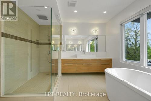 298 Crestview Road, Ottawa, ON - Indoor Photo Showing Bathroom