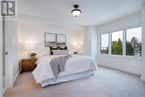 22 - 104 Farm Gate Road, Blue Mountains, ON - Indoor Photo Showing Bedroom