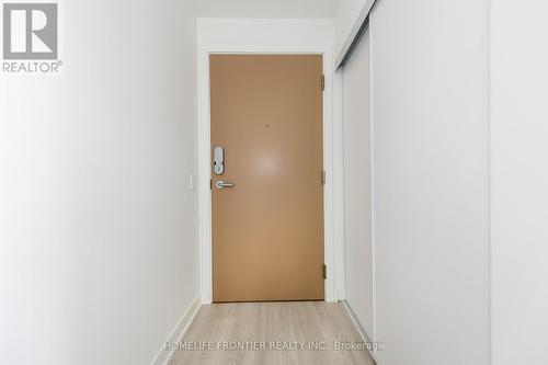 1414 - 1 Quarrington Lane, Toronto, ON - Indoor Photo Showing Other Room