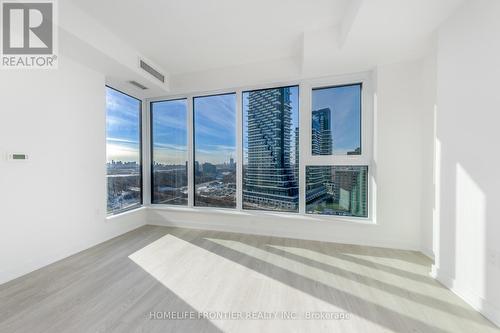 1414 - 1 Quarrington Lane, Toronto, ON - Indoor Photo Showing Other Room