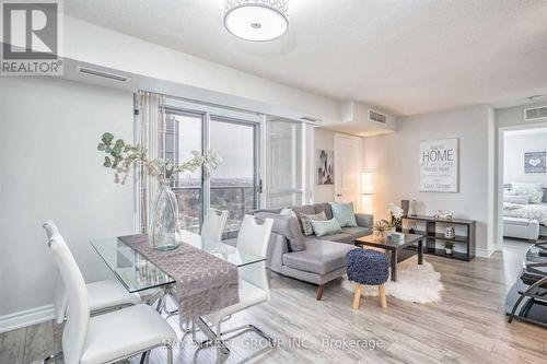 2207 - 5791 Yonge Street, Toronto, ON - Indoor Photo Showing Living Room