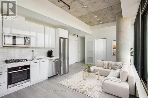 2003 - 195 Mccaul Street E, Toronto, ON - Indoor Photo Showing Kitchen With Stainless Steel Kitchen With Upgraded Kitchen