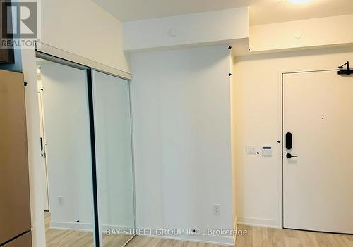 3709 - 100 Dalhousie Street, Toronto, ON - Indoor Photo Showing Other Room