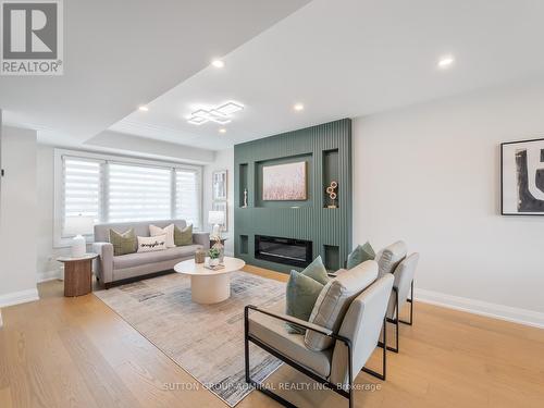 42 - 765 OKLAHOMA DRIVE  Pickering, ON L1W 3C9