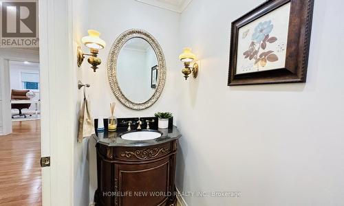 102 Willowbrook Road, Markham, ON - Indoor Photo Showing Bathroom