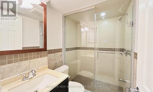 102 Willowbrook Road, Markham, ON - Indoor Photo Showing Bathroom