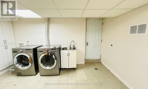 102 Willowbrook Road, Markham, ON - Indoor Photo Showing Laundry Room