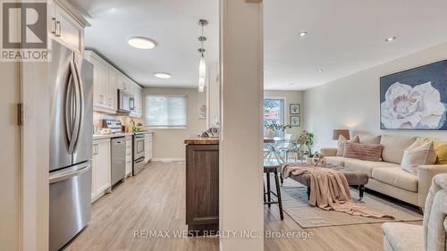 67 Corbett Drive, Barrie, ON - Indoor