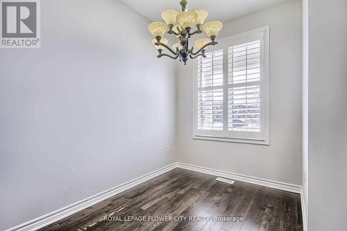 609 Gibson Crescent, Milton, ON - Indoor Photo Showing Other Room