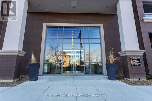 501 - 2486 Old Bronte Road, Oakville, ON - Outdoor