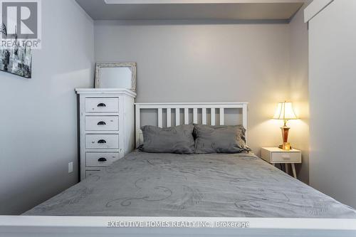 501 - 2486 Old Bronte Road, Oakville, ON - Indoor Photo Showing Bedroom