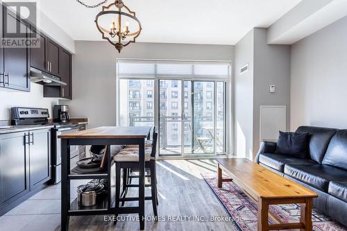 501 - 2486 Old Bronte Road, Oakville, ON - Indoor