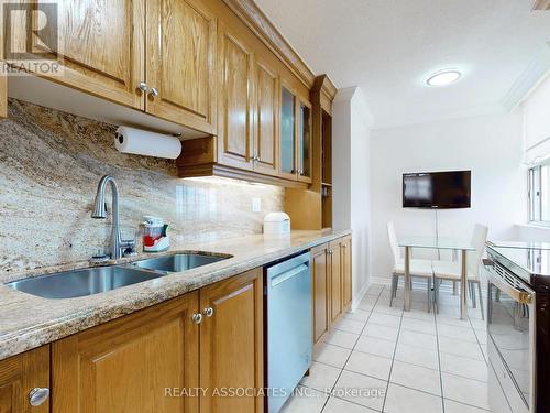 1704 - 205 Hilda Avenue, Toronto, ON - Indoor Photo Showing Kitchen With Double Sink