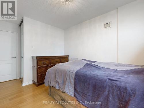 1704 - 205 Hilda Avenue, Toronto, ON - Indoor Photo Showing Bedroom
