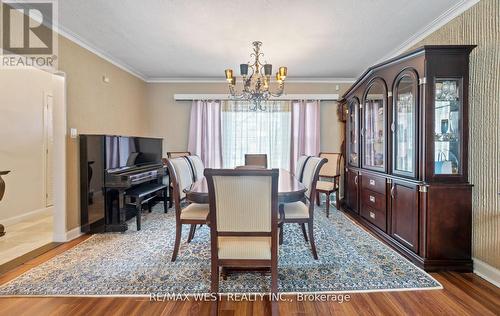 57 Westglen Crescent, Toronto, ON - Indoor