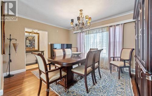 57 Westglen Crescent, Toronto, ON - Indoor Photo Showing Dining Room
