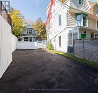 106 WILLOW AVENUE  Toronto, ON M4E 3K3