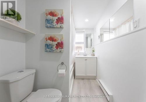 106 Willow Avenue, Toronto, ON - Indoor Photo Showing Bathroom
