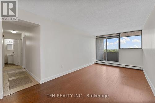707 - 10330 Yonge Street W, Richmond Hill, ON - Indoor Photo Showing Other Room
