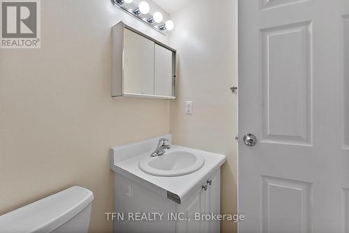 707 - 10330 Yonge Street W, Richmond Hill, ON - Indoor Photo Showing Bathroom