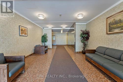 707 - 10330 Yonge Street W, Richmond Hill, ON - Indoor Photo Showing Other Room