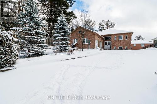 589 River Road E, Wasaga Beach, ON - Outdoor
