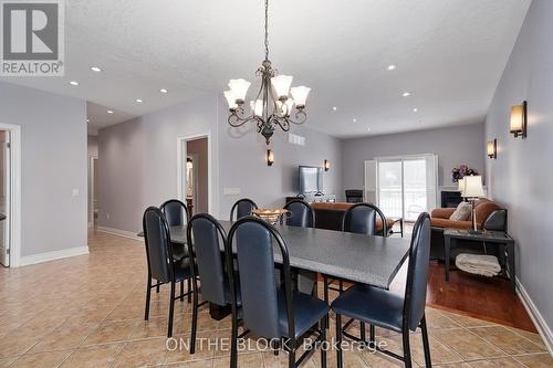 589 River Road E, Wasaga Beach, ON - Indoor Photo Showing Dining Room