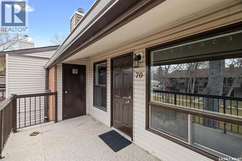 70 Gore Place, Regina, SK - Outdoor With Deck Patio Veranda With Exterior