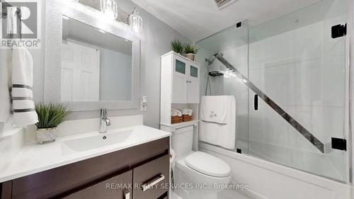 1219 - 551 The West Mall, Toronto, ON - Indoor Photo Showing Bathroom