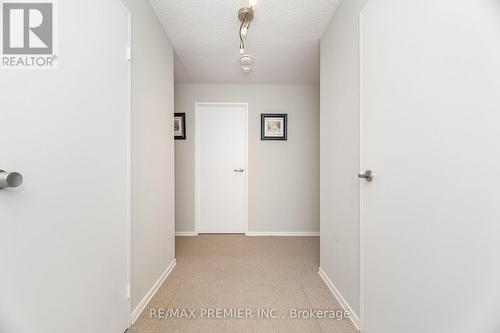 1602 - 475 The West Mall, Toronto, ON - Indoor Photo Showing Other Room