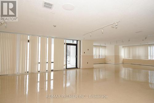 1602 - 475 The West Mall, Toronto, ON - Indoor Photo Showing Other Room